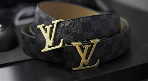 louis vuitton men's designer belts.